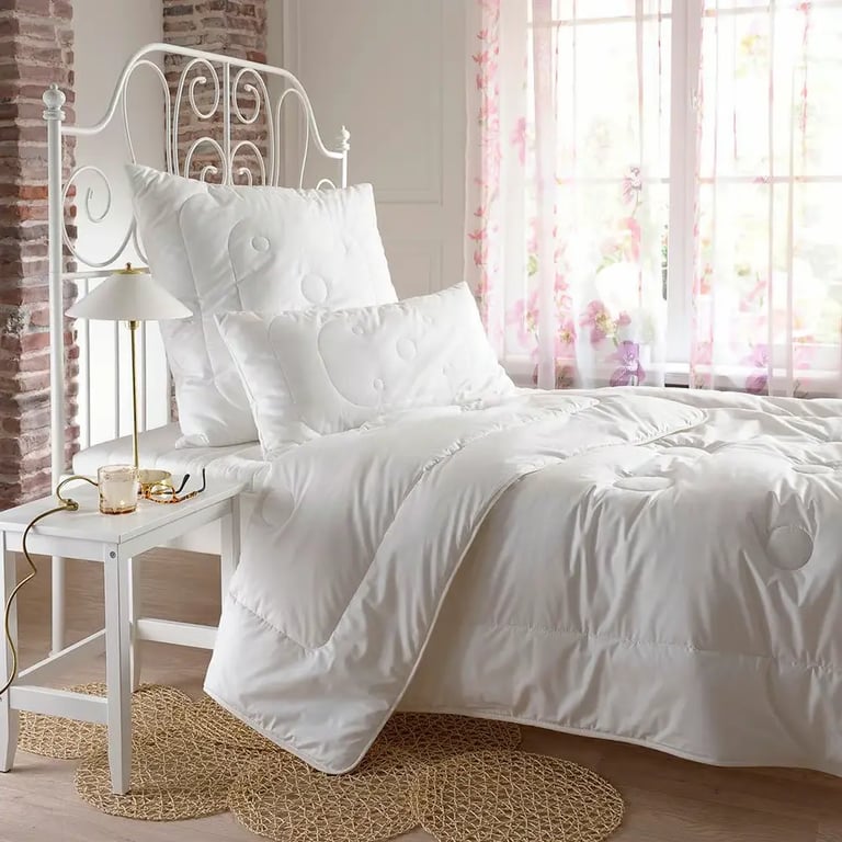 Naturtraum Tencel™ Lyocell Bettdecke medium, Füllung: 50% Lyocell/50% Polyester