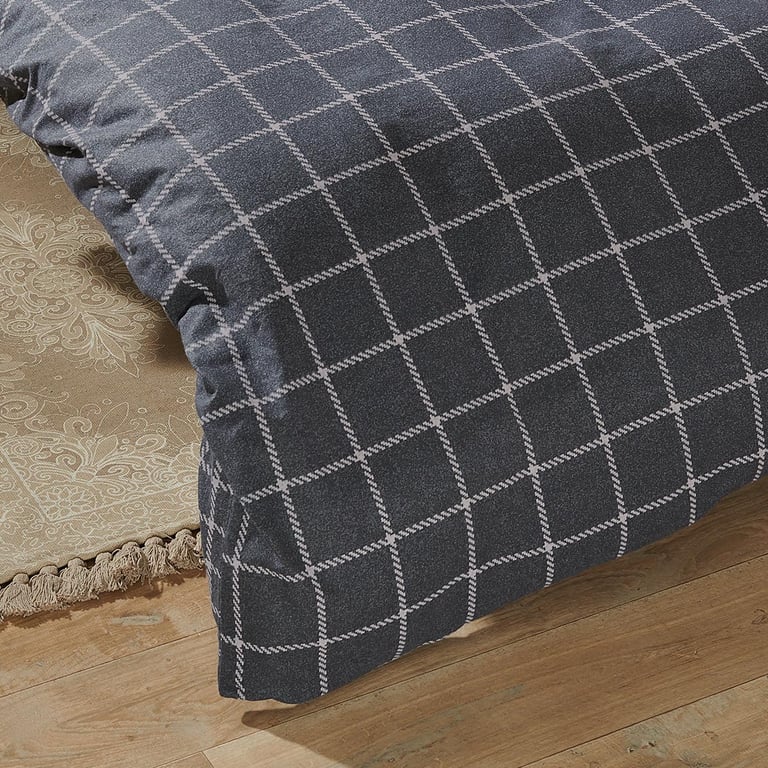 Traumschlaf Feinflanell Bettwäsche Oslo Graphit