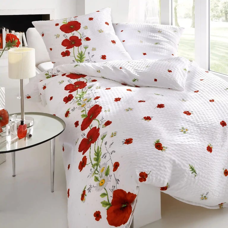weiße Seersucker Bettwäsche mit roten Mohnblumen