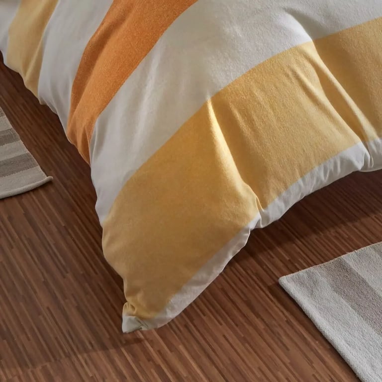 Traumschlaf Bettwäsche Biber Streifen orange